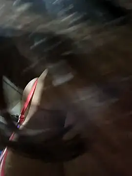 AbellaLizz online show from October 31, 2025, 7:53 am