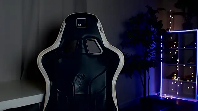 Queensy Sins online show from September 12, 2025, 9:48 pm