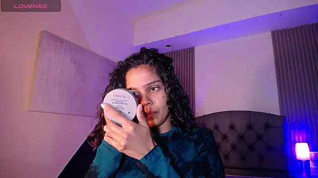 ximena diaz online show from March 3, 2025, 9:26 pm