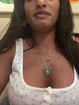 NicoleCocksXXX online show from April 17, 2026, 10:02 pm