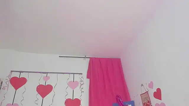 Snapshot of samantha__smile chatting on February 3, 2025, 11:26 pm samantha smile online show from February 3, 2025, 11:26 pm