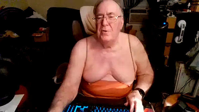 Toastir online show from October 15, 2025, 12:55 am