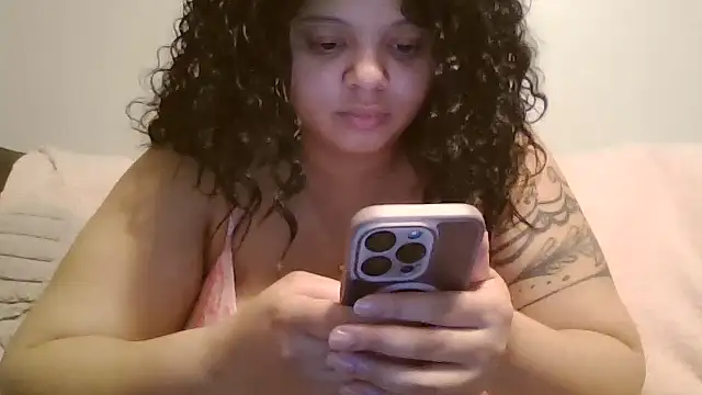 Snapshot of beautylovess chatting on March 31, 2026, 4:02 am beautylovess online show from March 31, 2026, 4:02 am