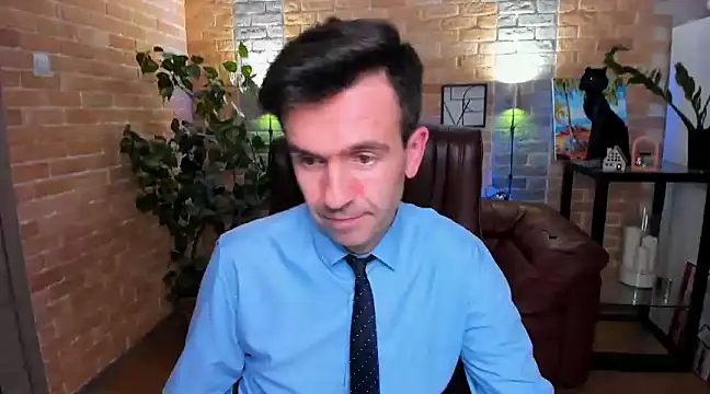 SteveTiger online show from February 26, 2025, 6:11 pm