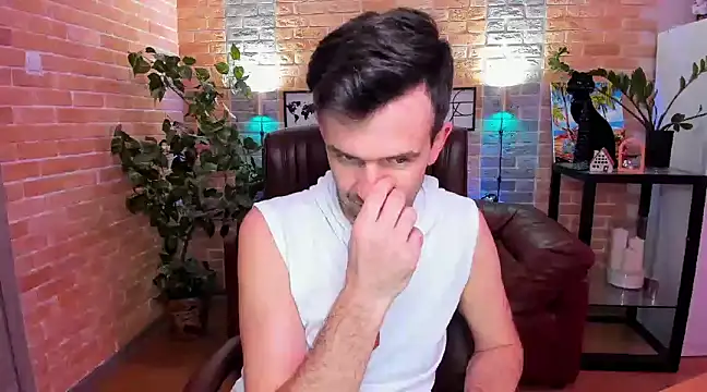 SteveTiger online show from February 28, 2025, 3:59 pm