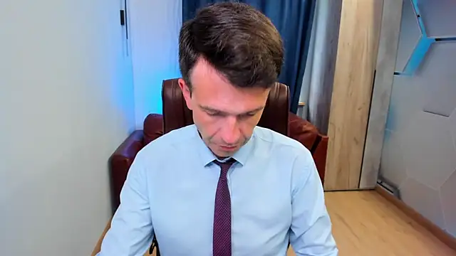 SteveTiger online show from September 19, 2025, 11:44 am