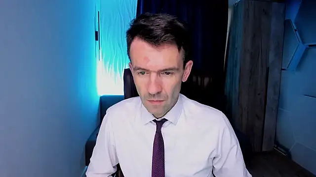 SteveTiger online show from October 14, 2025, 11:33 am