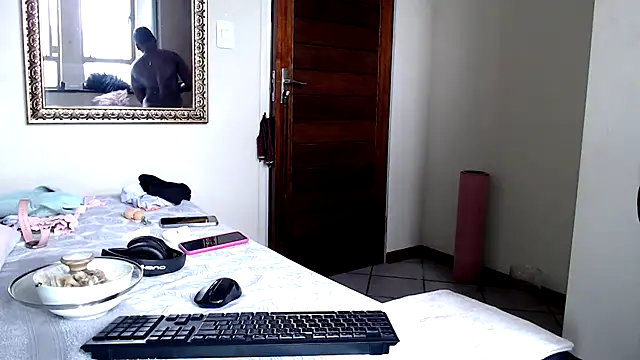 FitSelina66 online show from February 28, 2025, 1:03 pm