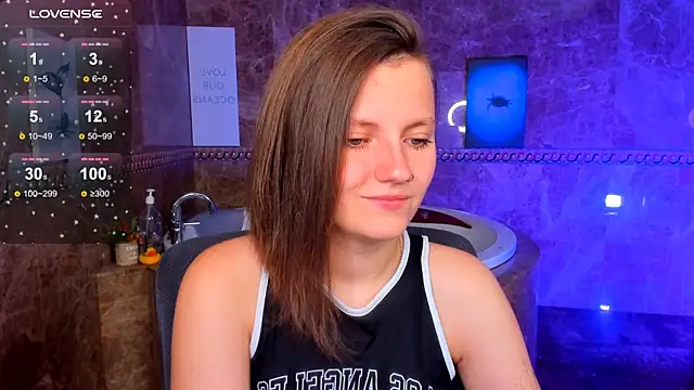 MelindaTin online show from July 16, 2026, 12:38 am