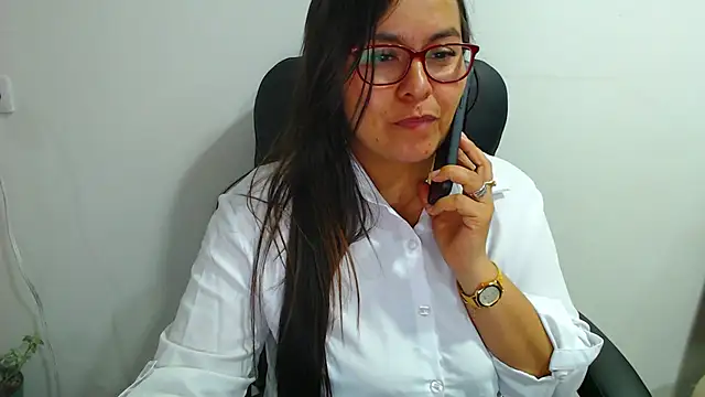 Ixchel Anaid online show from October 26, 2025, 3:23 am