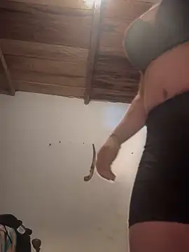 Ixchel Anaid online show from November 15, 2025, 11:40 am