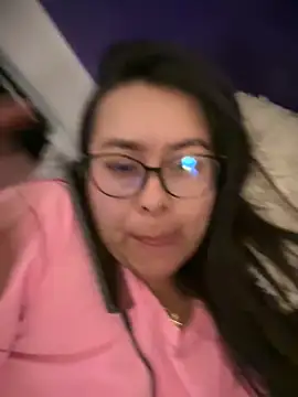 Ixchel Anaid online show from April 15, 2026, 12:28 am