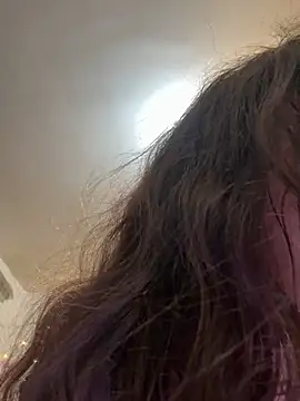 kalifornialove6669420 online show from April 25, 2026, 5:54 am