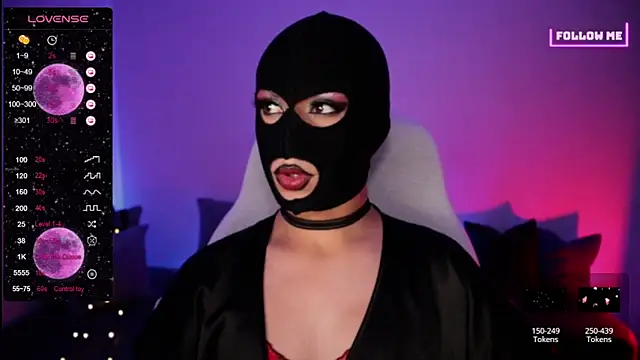 Snapshot of Bigfemblue chatting on December 31, 2024, 3:23 am Bigfemblue online show from December 31, 2024, 3:23 am