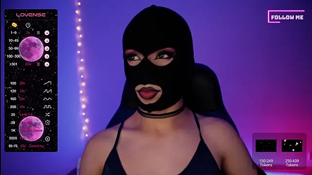 Snapshot of Bigfemblue chatting on January 8, 2025, 2:57 am Bigfemblue online show from January 8, 2025, 2:57 am