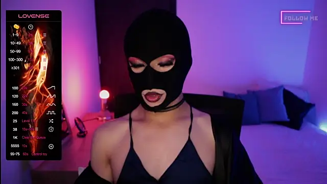 Snapshot of Bigfemblue chatting on March 16, 2025, 2:32 am Bigfemblue online show from March 16, 2025, 2:32 am