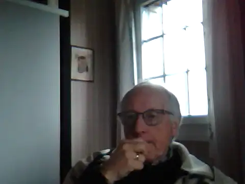 Snapshot of johnjohn622662 chatting on February 26, 2025, 2:14 pm johnjohn622662 online show from February 26, 2025, 2:14 pm