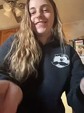 jaseyrae online show from February 28, 2025, 9:23 pm