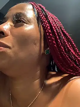 Snapshot of CurvyDesire1 chatting on February 13, 2025, 6:52 am CurvyDesire1 online show from February 13, 2025, 6:52 am