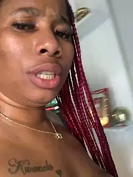 Snapshot of CurvyDesire1 chatting on February 26, 2025, 1:30 pm CurvyDesire1 online show from February 26, 2025, 1:30 pm