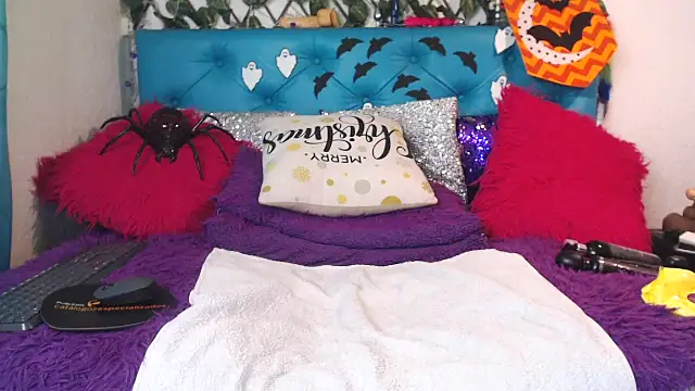 SARAWILLS online show from October 31, 2025, 1:56 pm