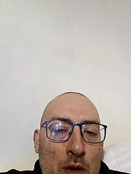 yourfriendtext online show from January 13, 2026, 2:44 pm