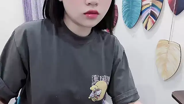 Aminababiew online show from April 17, 2026, 1:19 am