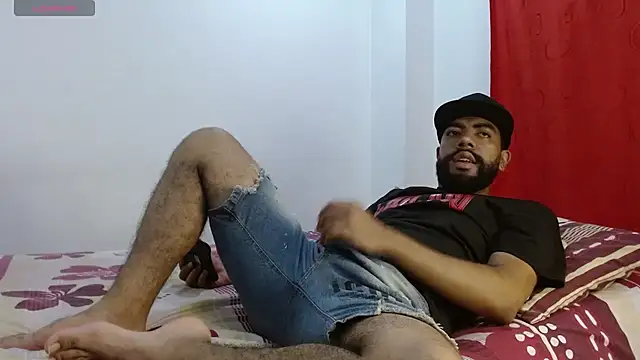 Snapshot of Aroon_Stonne chatting on January 26, 2025, 2:03 am Aroon Stonne online show from January 26, 2025, 2:03 am