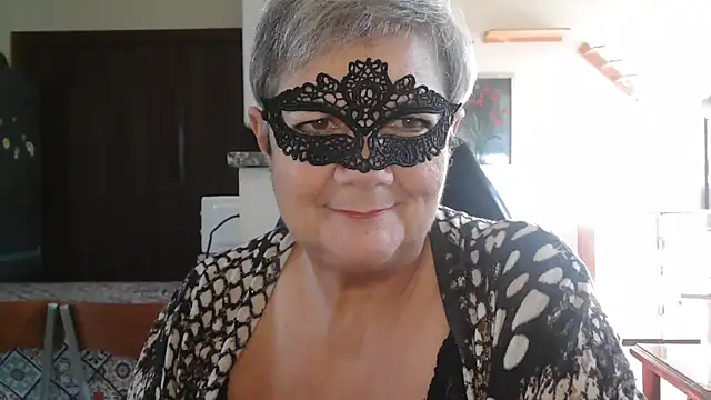 simona60 online show from October 18, 2025, 1:34 pm