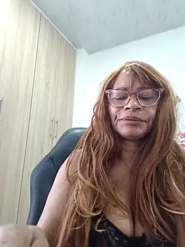 Snapshot of BustyMilf_ chatting on May 6, 2026, 12:43 pm BustyMilf online show from May 6, 2026, 12:43 pm