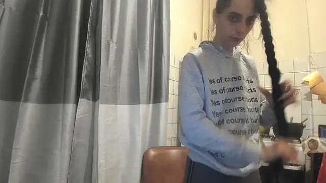 jessystarr online show from September 30, 2025, 7:08 pm