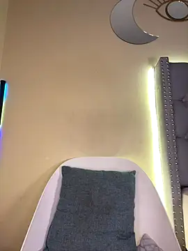 KIARAPRETTY online show from September 14, 2025, 3:49 am