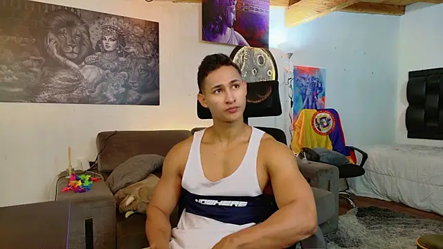Snapshot of BenjaminCooperk chatting on July 23, 2026, 7:39 am BenjaminCooperk online show from July 23, 2026, 7:39 am