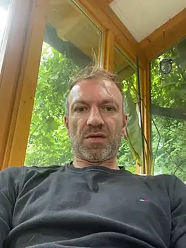 Snapshot of NickHarley69 chatting on July 3, 2026, 7:04 am NickHarley69 online show from July 3, 2026, 7:04 am
