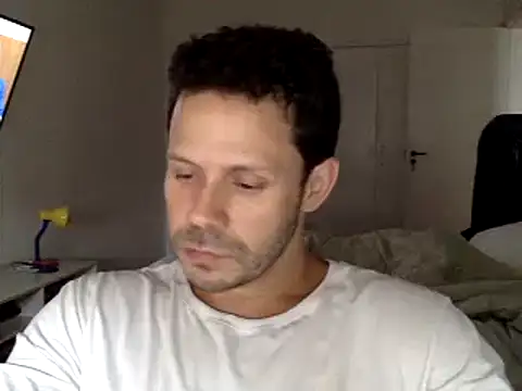 FelipeRiver online show from February 4, 2025, 7:55 pm