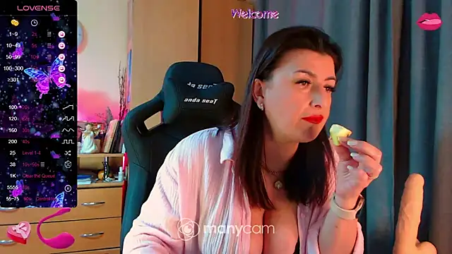 Hotangel75 online show from February 4, 2025, 11:16 am