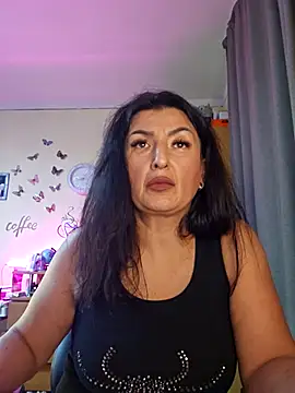 Hotangel75 online show from November 1, 2025, 5:48 pm