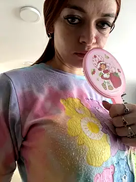 cherry weet 29 online show from November 28, 2025, 6:21 pm