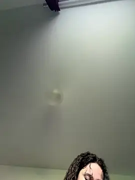 Clara-xoxo online show from January 11, 2026, 1:49 pm