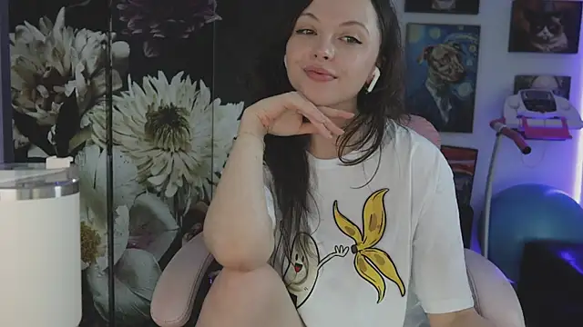 makiyahbelle online show from November 27, 2025, 10:28 am