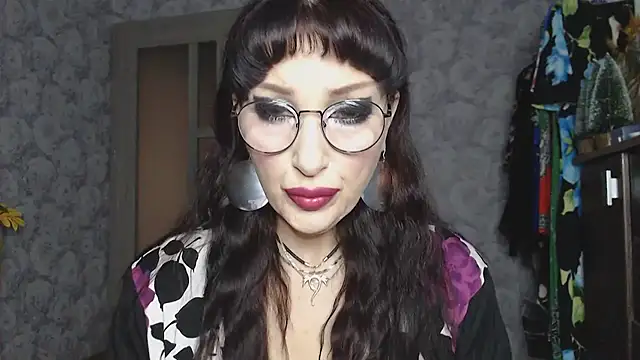 Aziza1 online show from November 17, 2025, 8:20 am