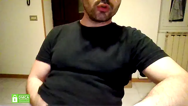 samenik online show from April 6, 2026, 8:54 pm