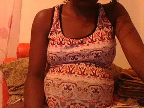 Snapshot of Hamie_sexy chatting on March 14, 2025, 6:18 pm Hamie sexy online show from March 14, 2025, 6:18 pm