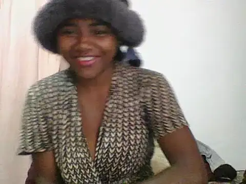 Snapshot of Hamie_sexy chatting on September 18, 2025, 4:58 am Hamie sexy online show from September 18, 2025, 4:58 am