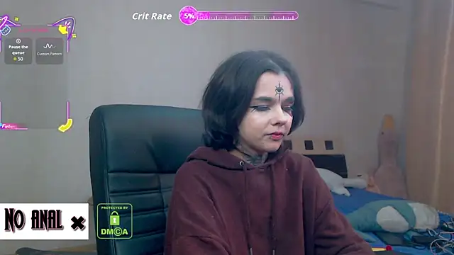 Dark  Elf online show from November 10, 2025, 10:31 pm