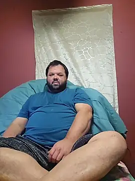 Strongbutgentle36 online show from November 15, 2025, 7:49 am