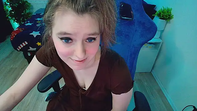 CranberryHot online show from April 14, 2026, 6:25 pm