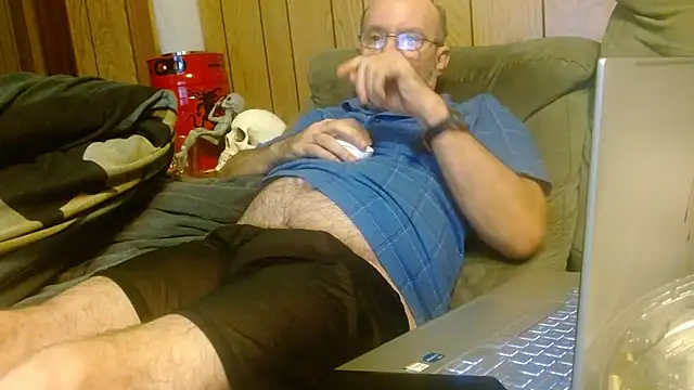 snickers1 online show from October 11, 2025, 3:39 am