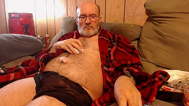 snickers1 online show from February 26, 2026, 6:01 am