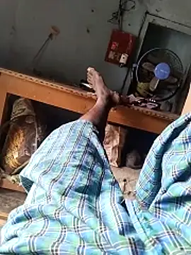 rohanhotguy online show from November 27, 2025, 10:06 am